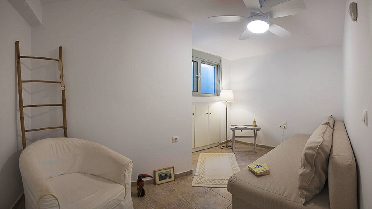 Photo of Livingroom in Amarinthos