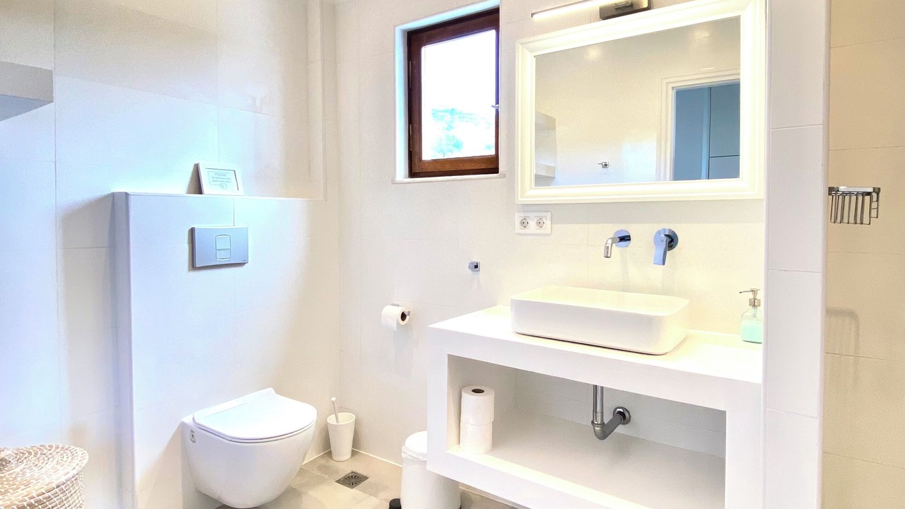 Photo of Bathroom in Karystos