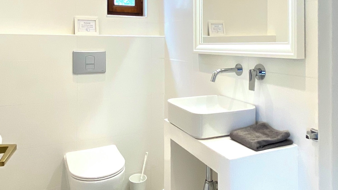 Photo of Bathroom in Karystos