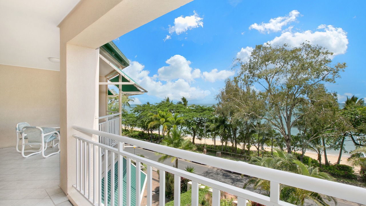 Photo of Bedroom in Trinity Beach