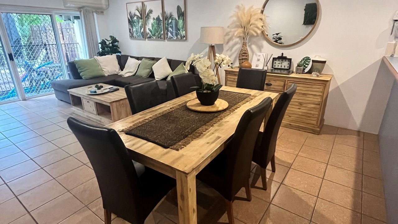 Photo of Livingroom in Palm Cove