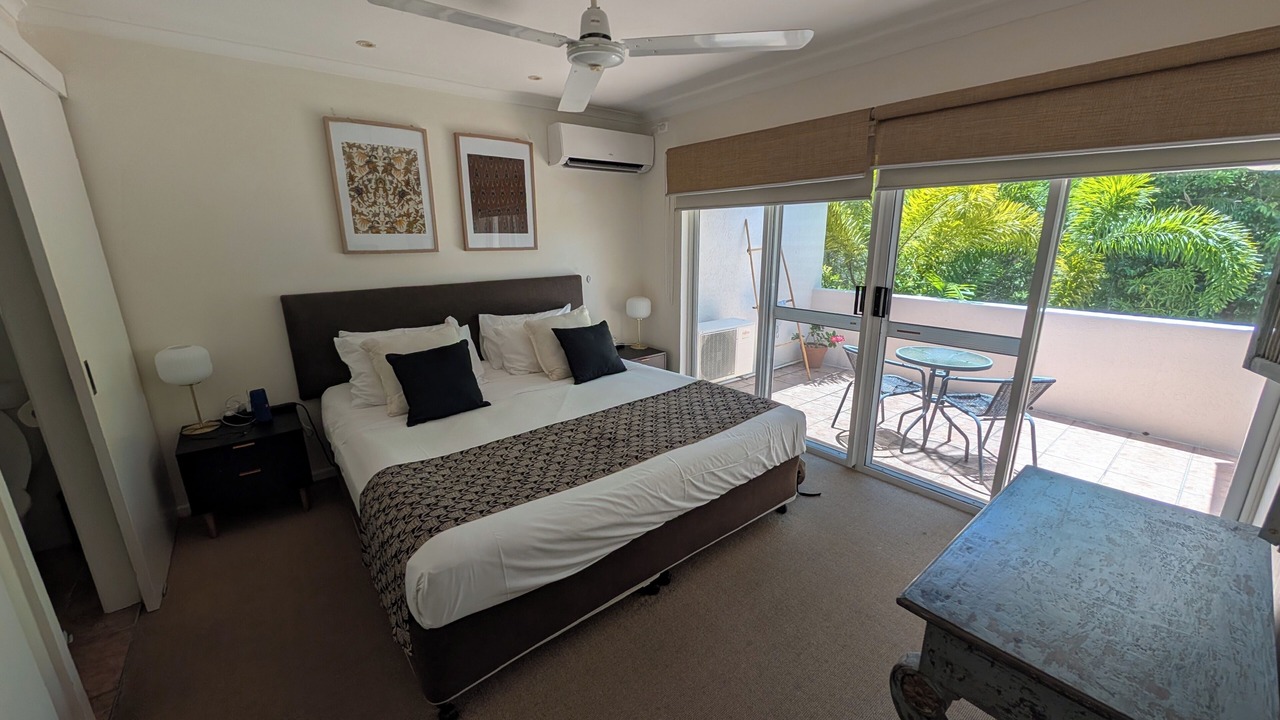 Photo of Bedroom in Palm Cove