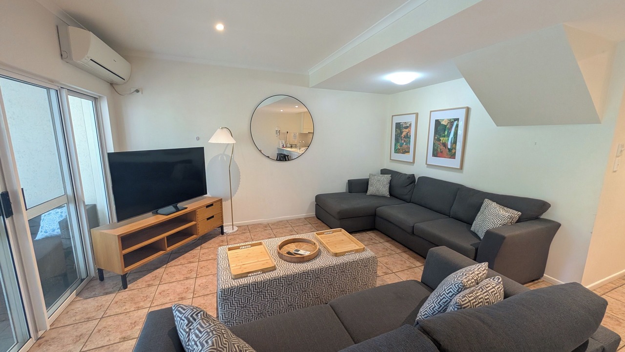 Photo of Livingroom in Palm Cove
