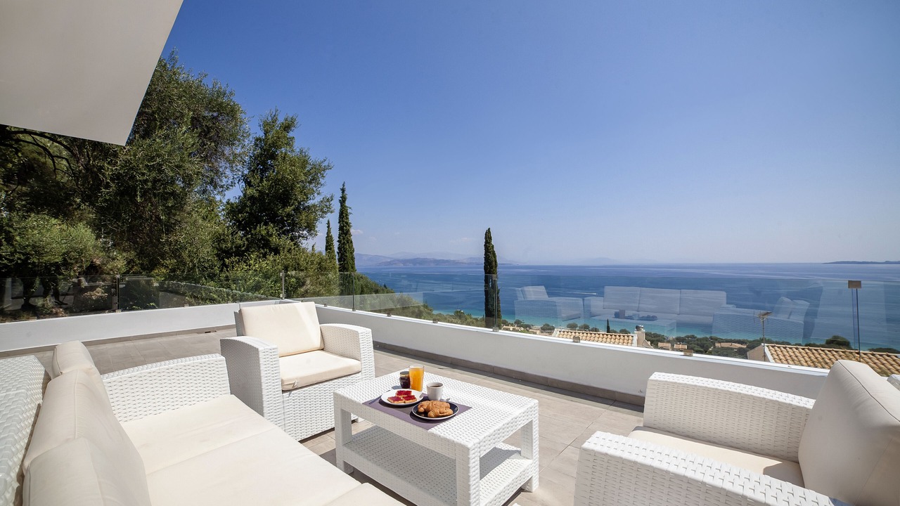 Photo of Patio Balcony in Barbati