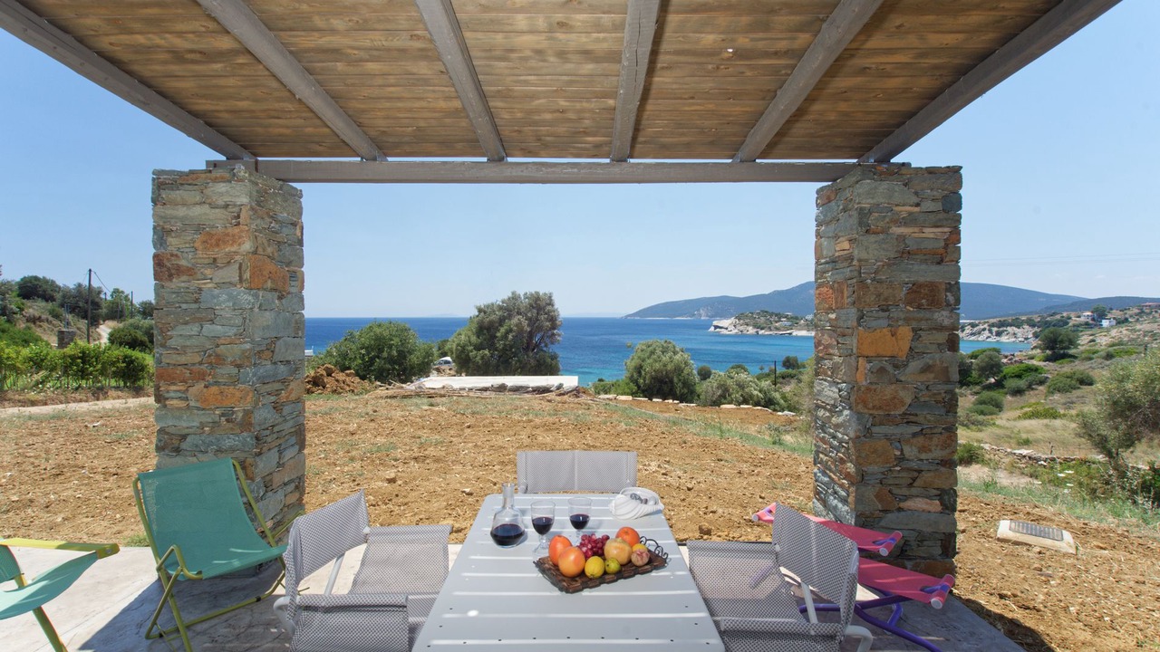 Photo of Patio Balcony in Karystos