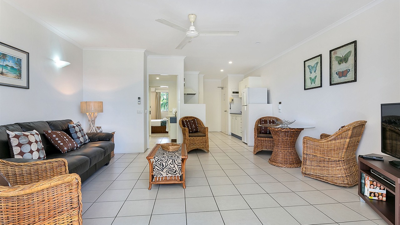 Photo of Livingroom in Palm Cove