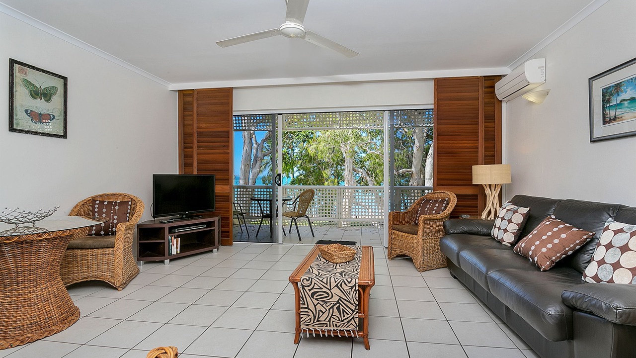 Photo of Livingroom in Palm Cove