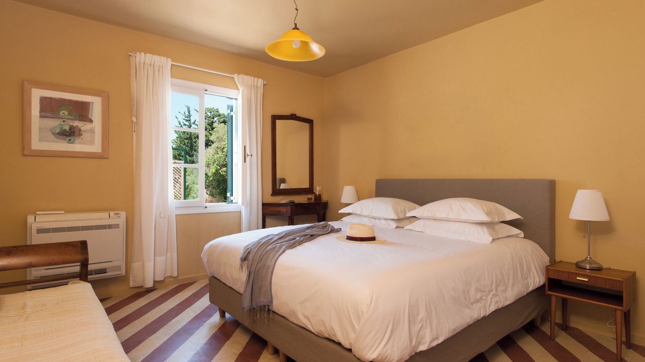 Photo of Bedroom in Grambia