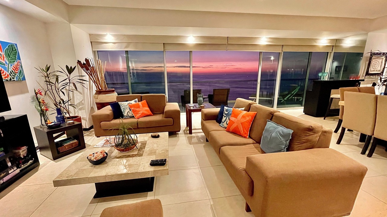 Photo of Livingroom in North Hotel Zone