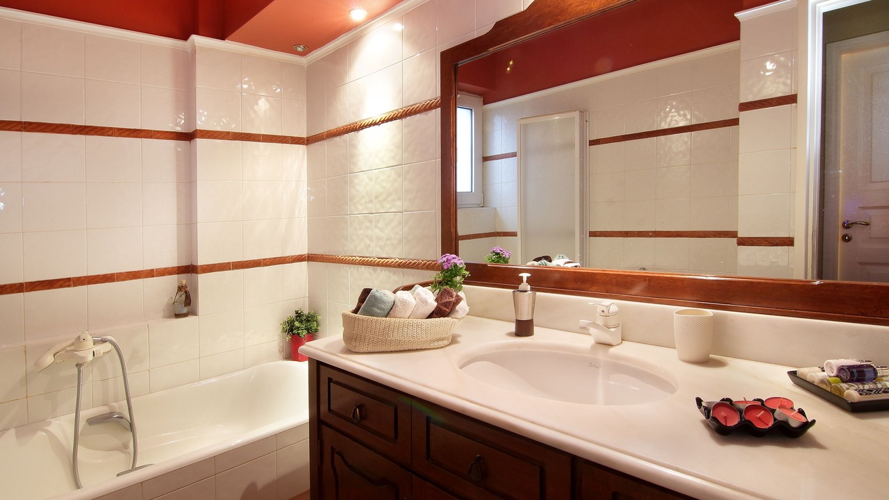 Photo of Bathroom in Saronikos