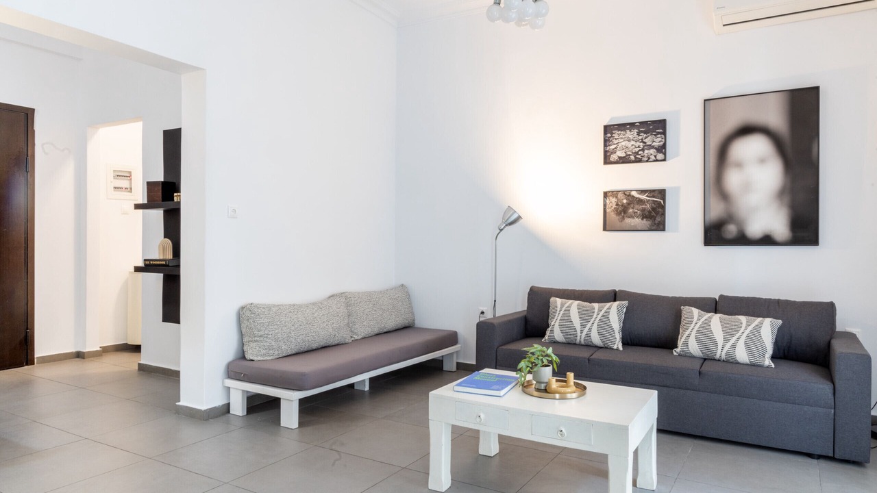 Photo of Livingroom in Neos Kosmos