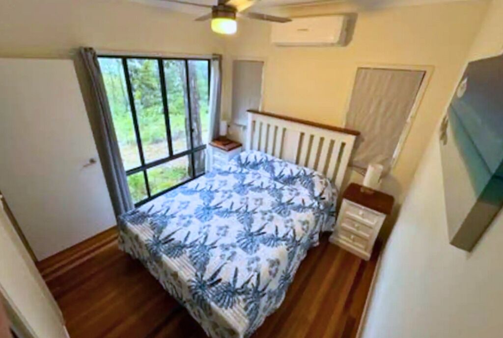 Photo of Others in Kingfisher Bay