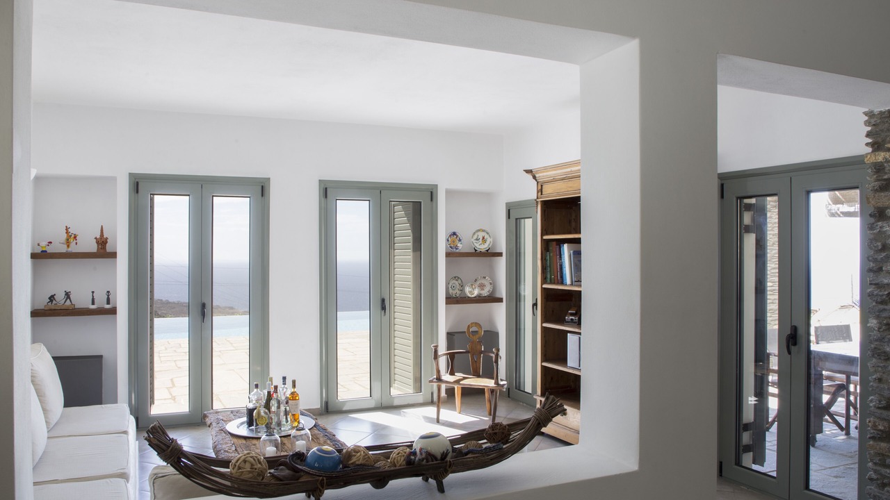 Photo of Livingroom in Andros