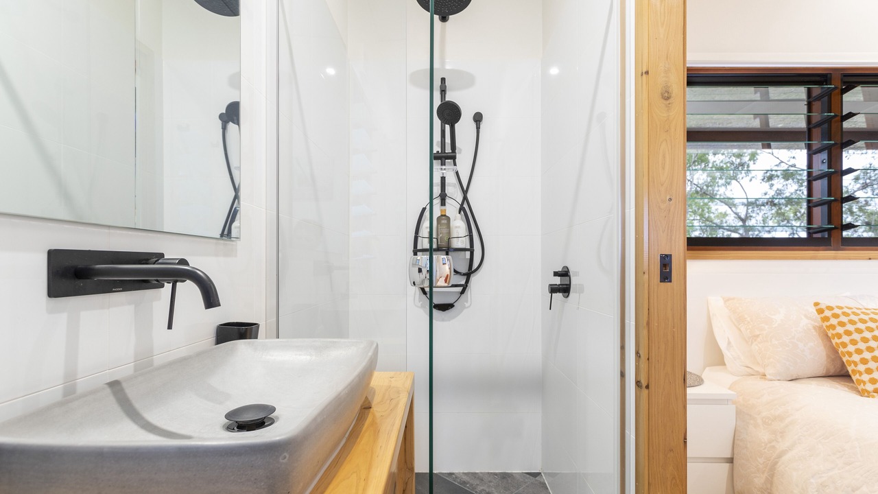 Photo of Bathroom in Little Mountain