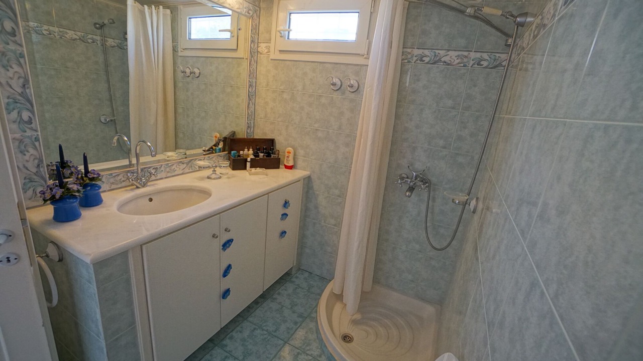 Photo of Bathroom in Galaxidi