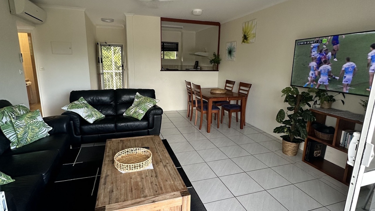 Photo of Livingroom in Palm Cove
