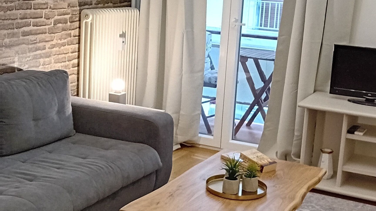 Photo of Livingroom in Ilisia