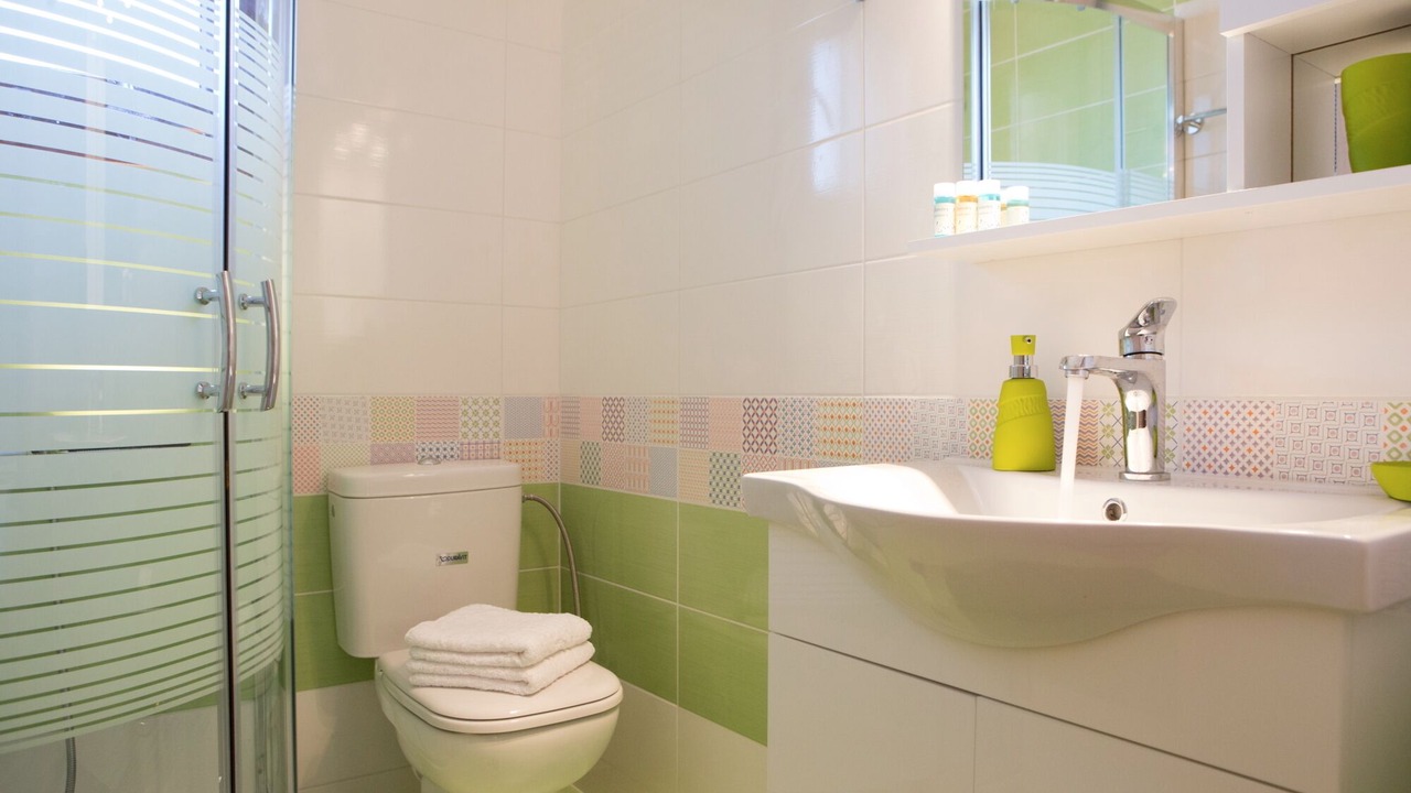 Photo of Bathroom in Mikros Gialos