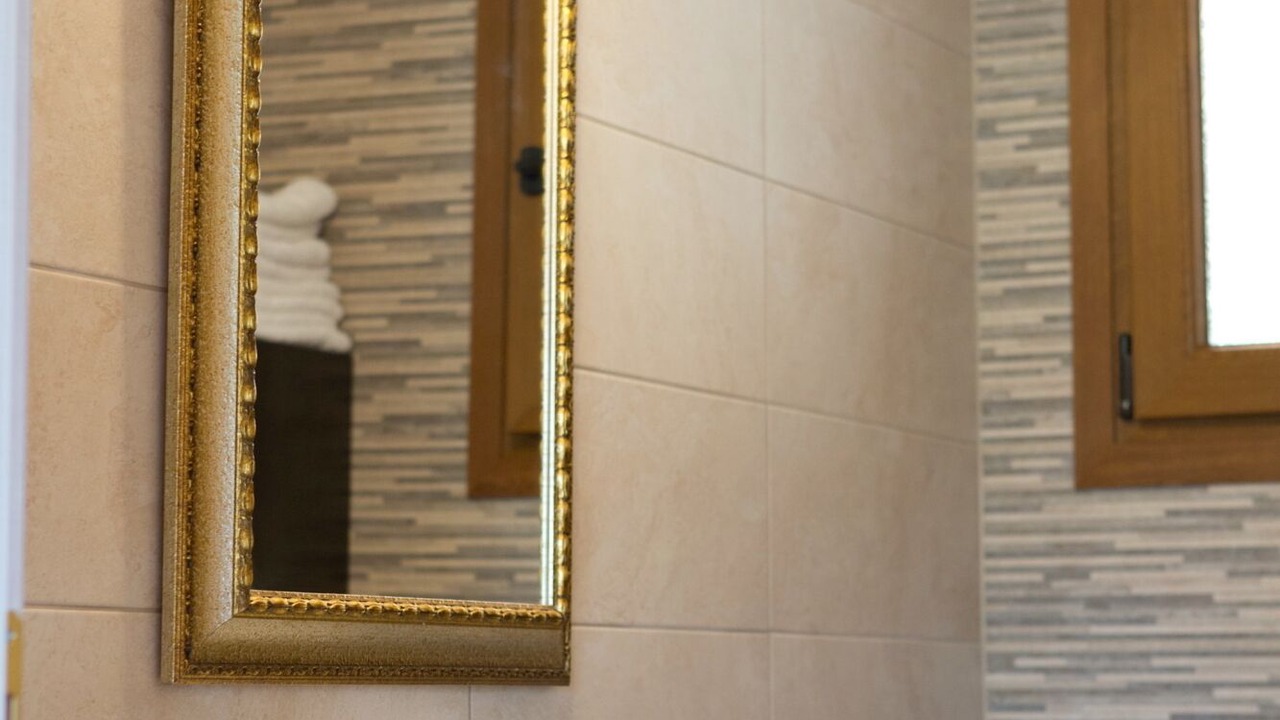 Photo of Bathroom in Mikros Gialos