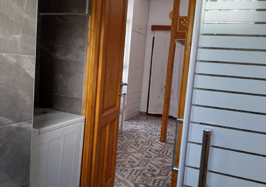 Photo of Bathroom in Aspous