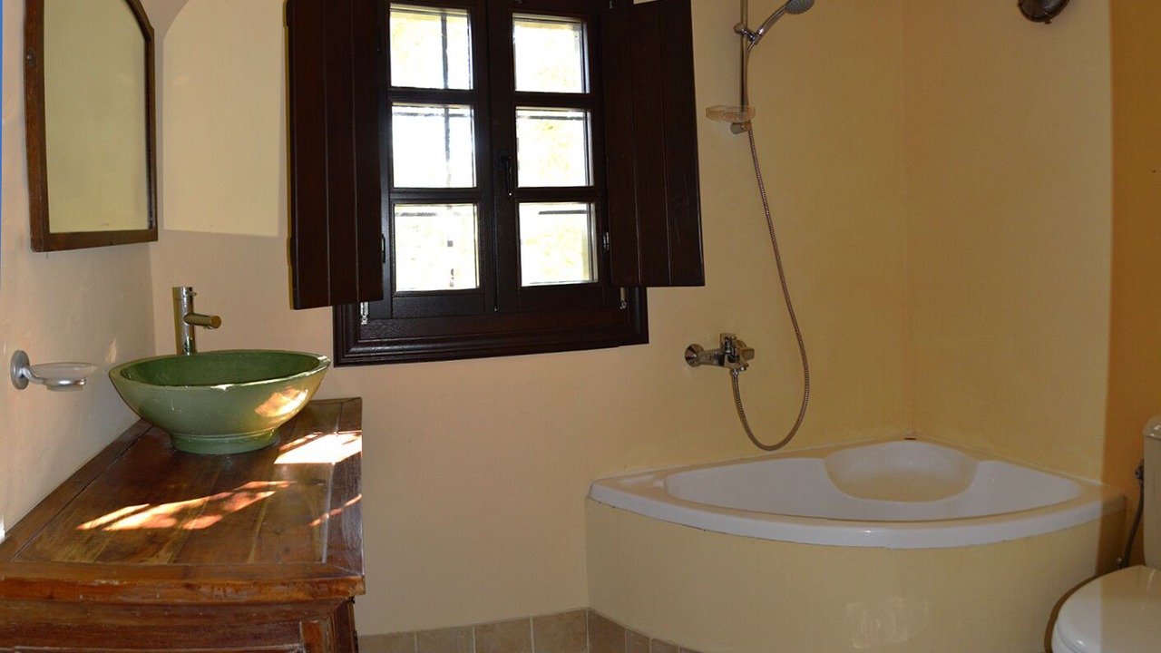 Photo of Bathroom in South Pelion