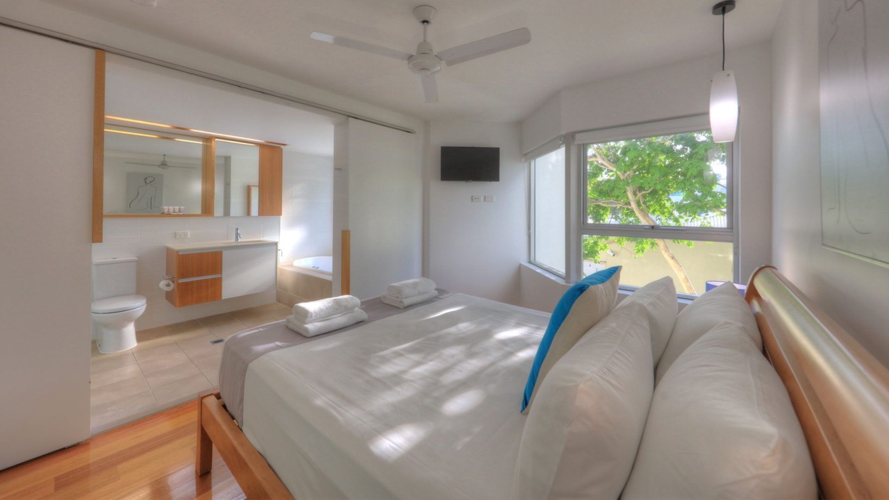 Photo of Bedroom in Horseshoe Bay
