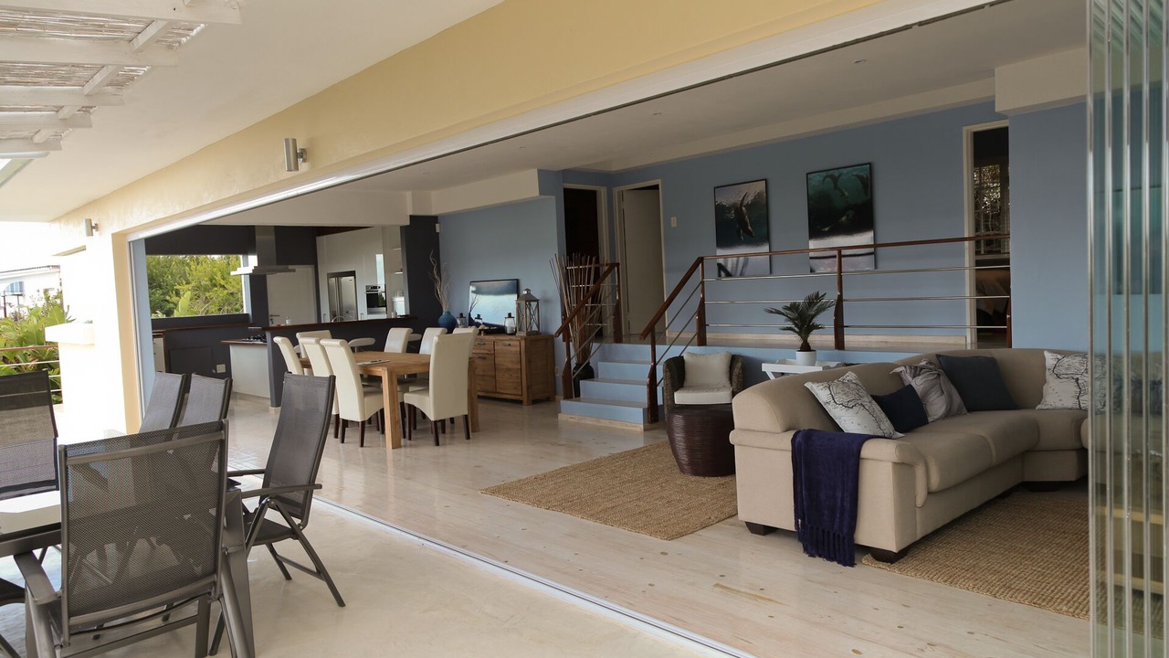 Photo of Livingroom in Froggy Farm