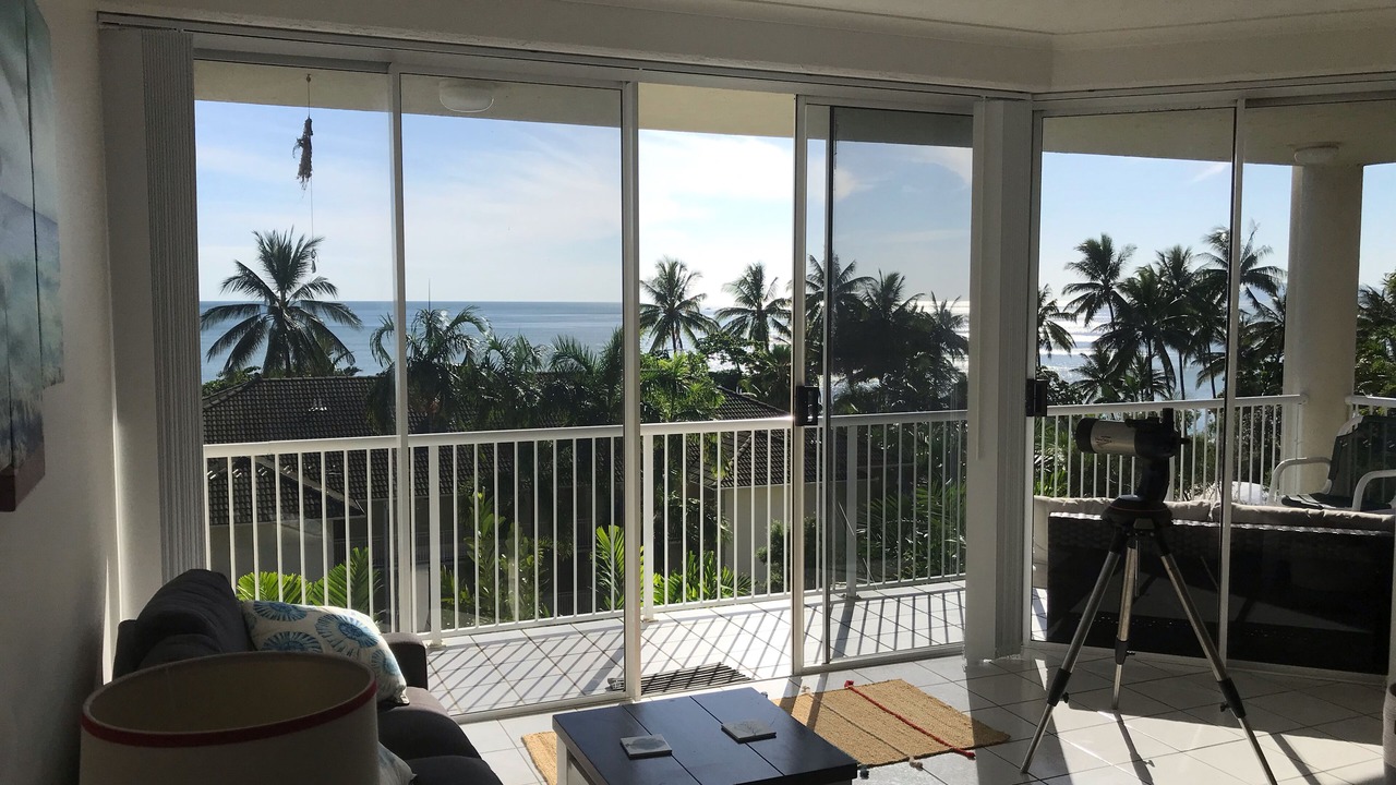 Photo of Livingroom in Trinity Beach