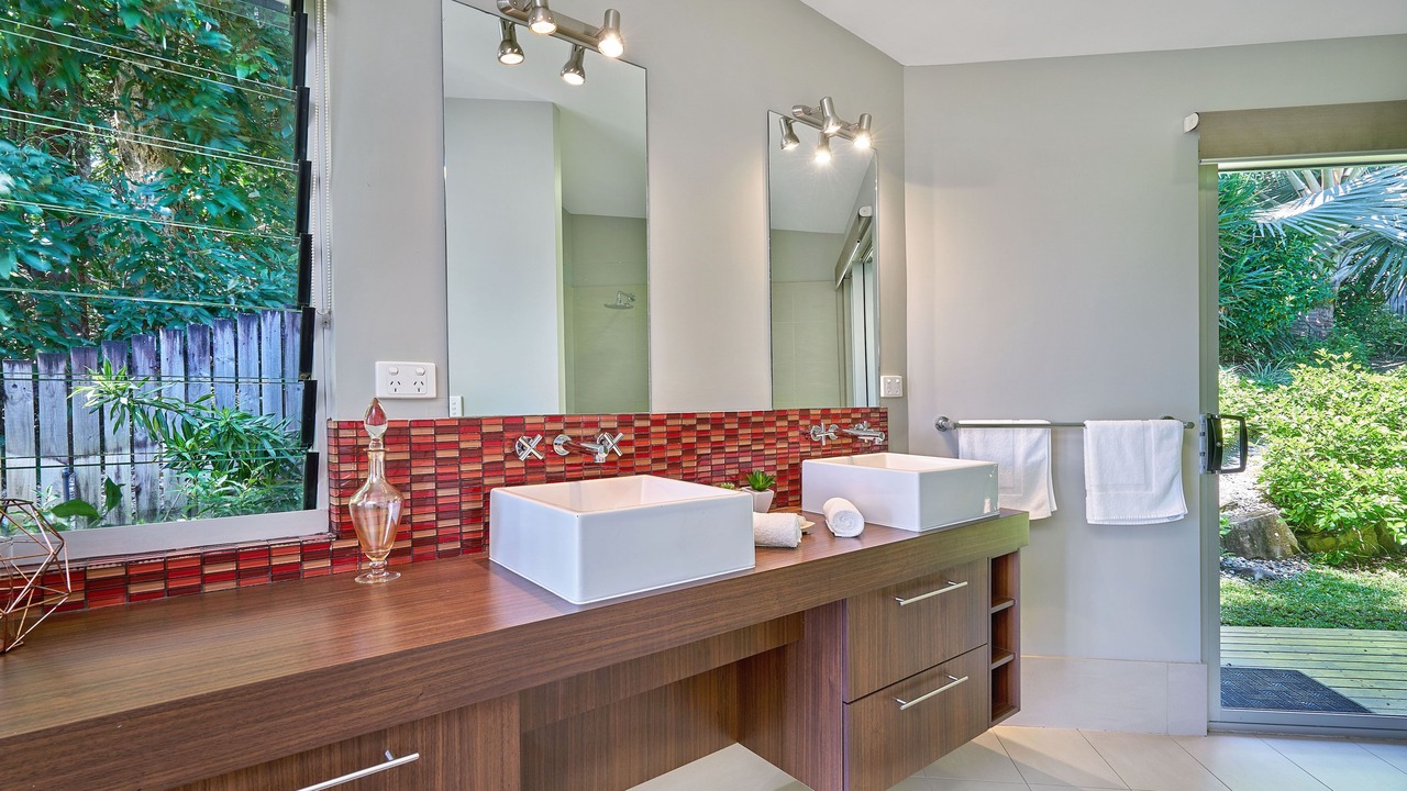 Photo of Bathroom in Palm Cove