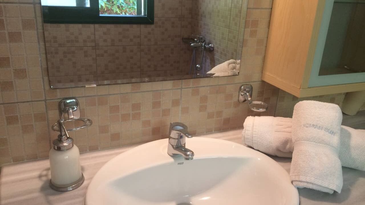 Photo of Bathroom in Kateleios