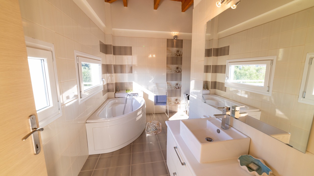 Photo of Bathroom in Parga