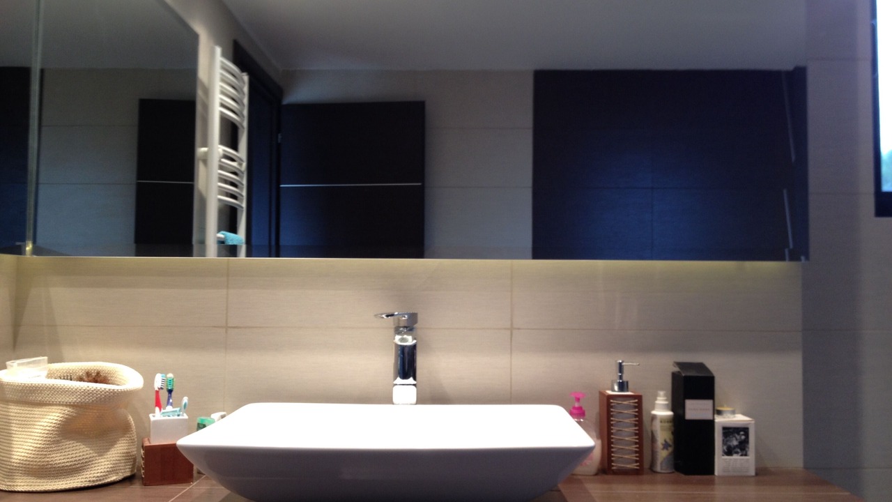 Photo of Bathroom in Eretria