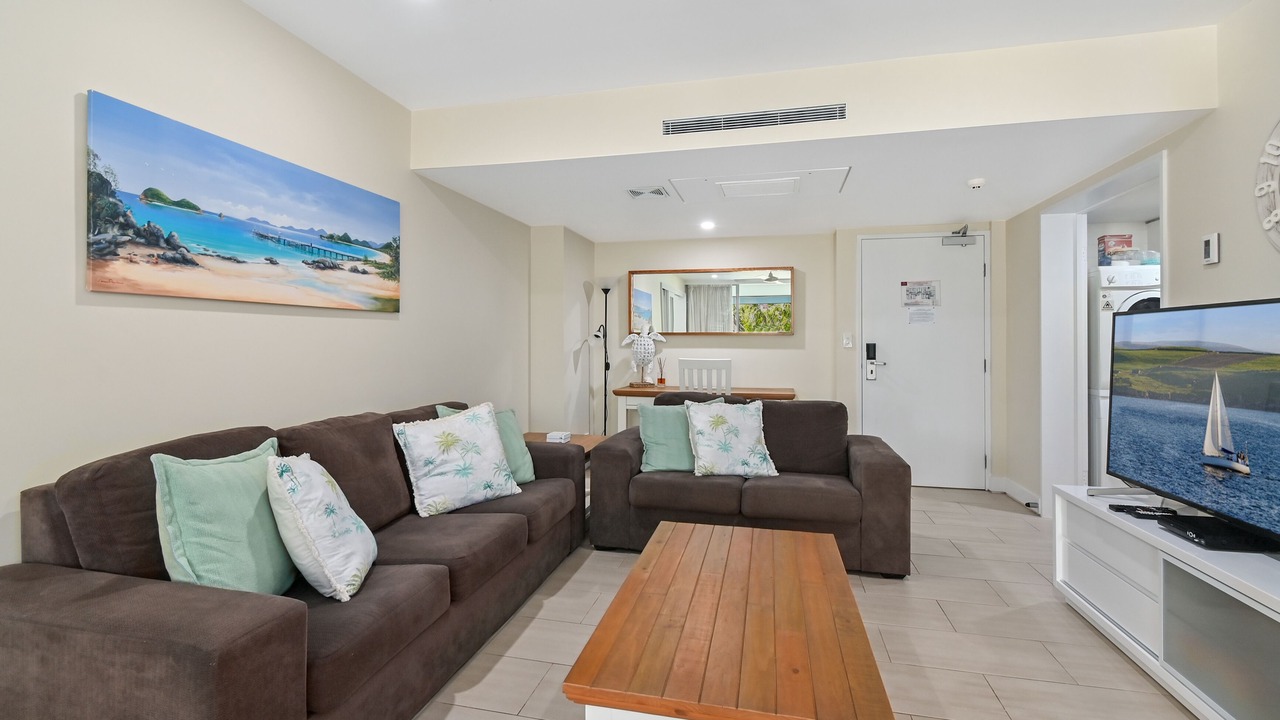 Photo of Livingroom in Palm Cove