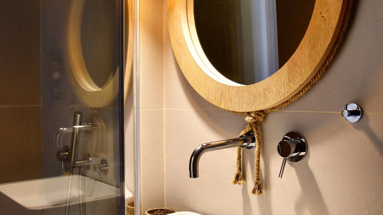 Photo of Bathroom in Patitiri