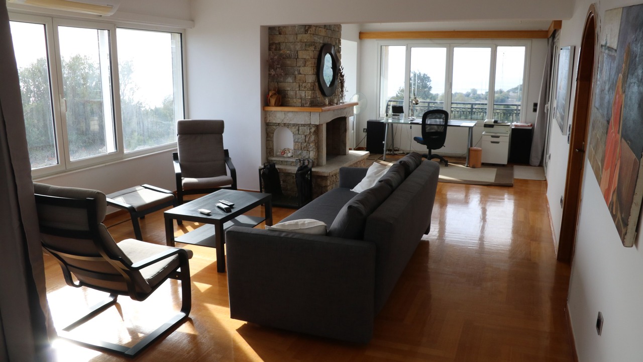 Photo of Livingroom in Limni Vouliagmenis