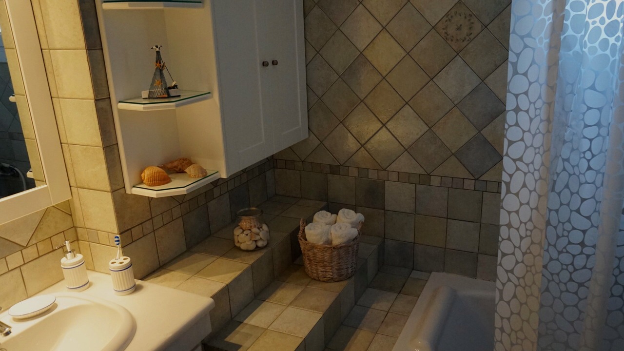 Photo of Bathroom in Ios