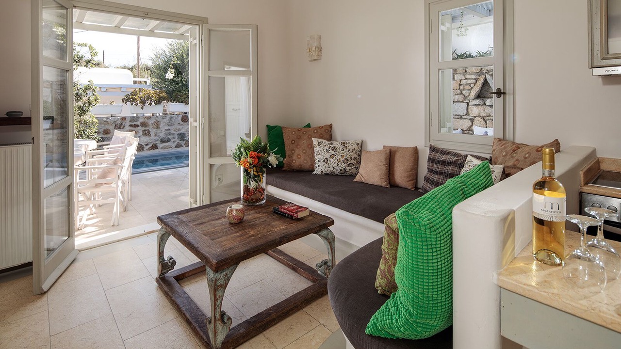 Photo of Livingroom in Ornos