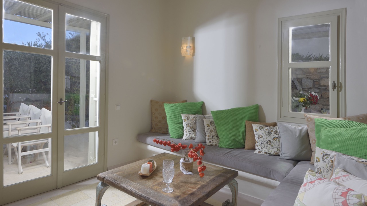 Photo of Livingroom in Ornos