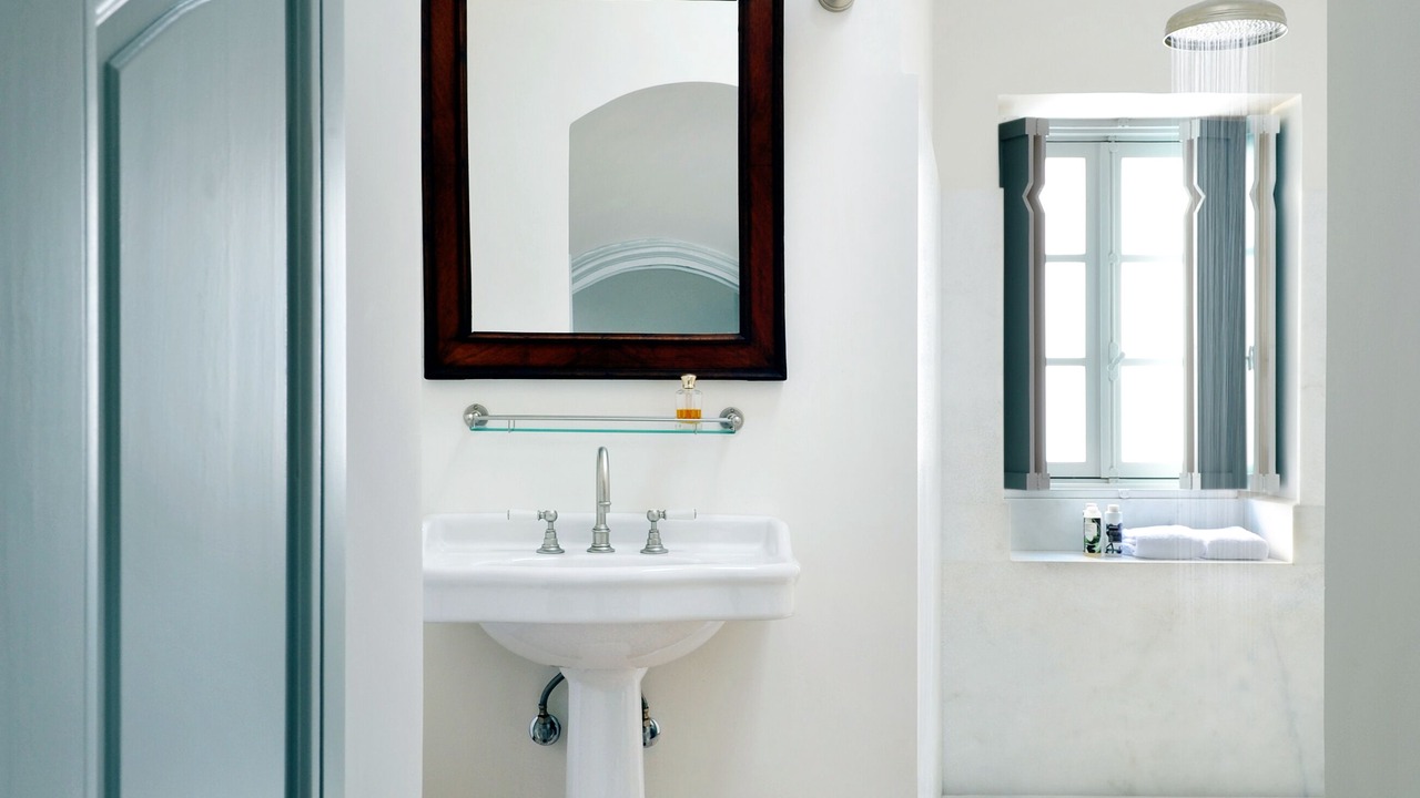 Photo of Bathroom in Marmari
