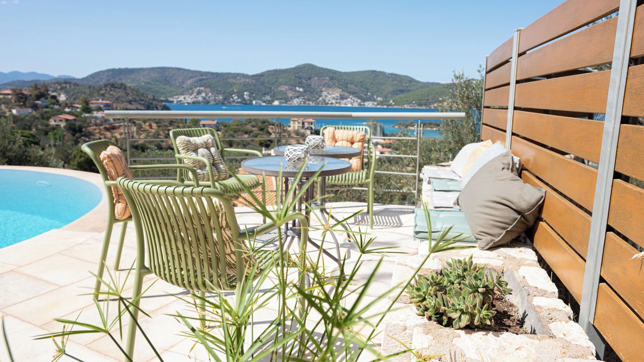 Photo of Patio Balcony in Galatas