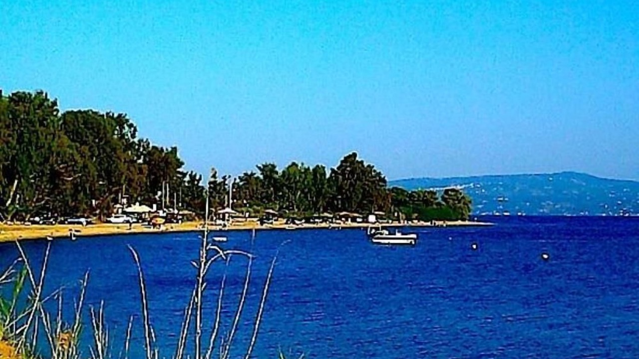 Photo of Others in Eretria