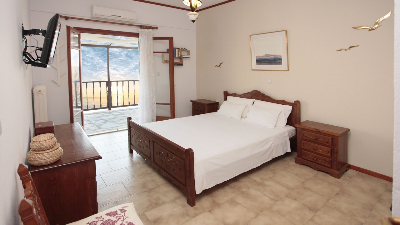 Photo of Bedroom in Skiros