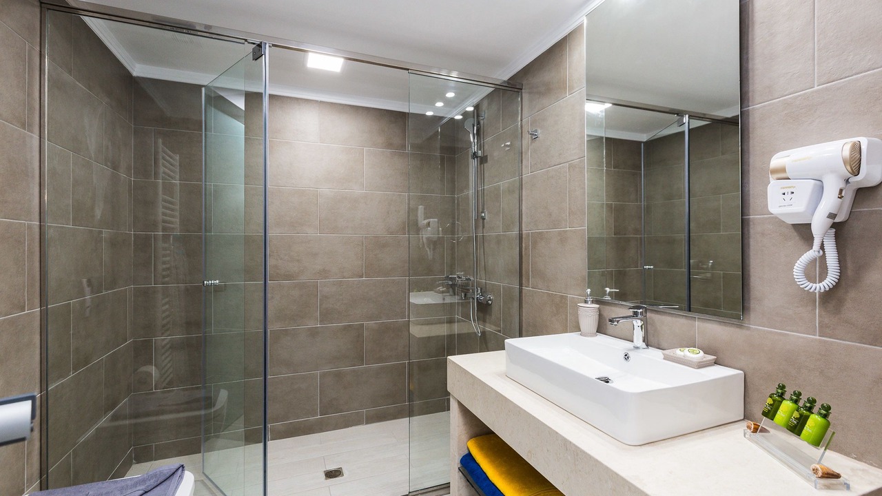 Photo of Bathroom in Plaka