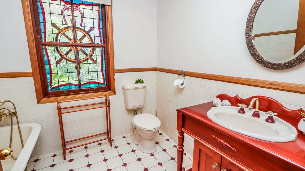 Photo of Bathroom in Seventeen Seventy