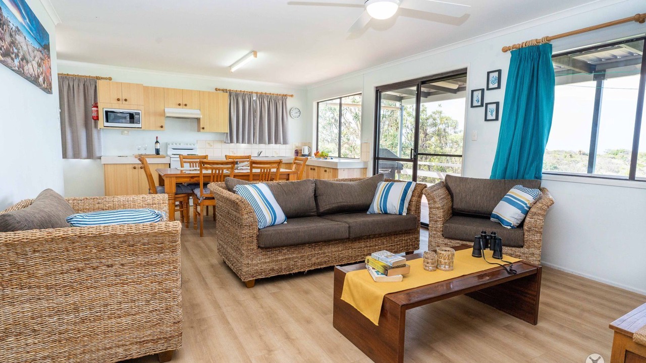 Photo of Livingroom in Seventeen Seventy