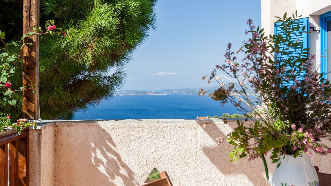 Photo of Outdoor in Glossa