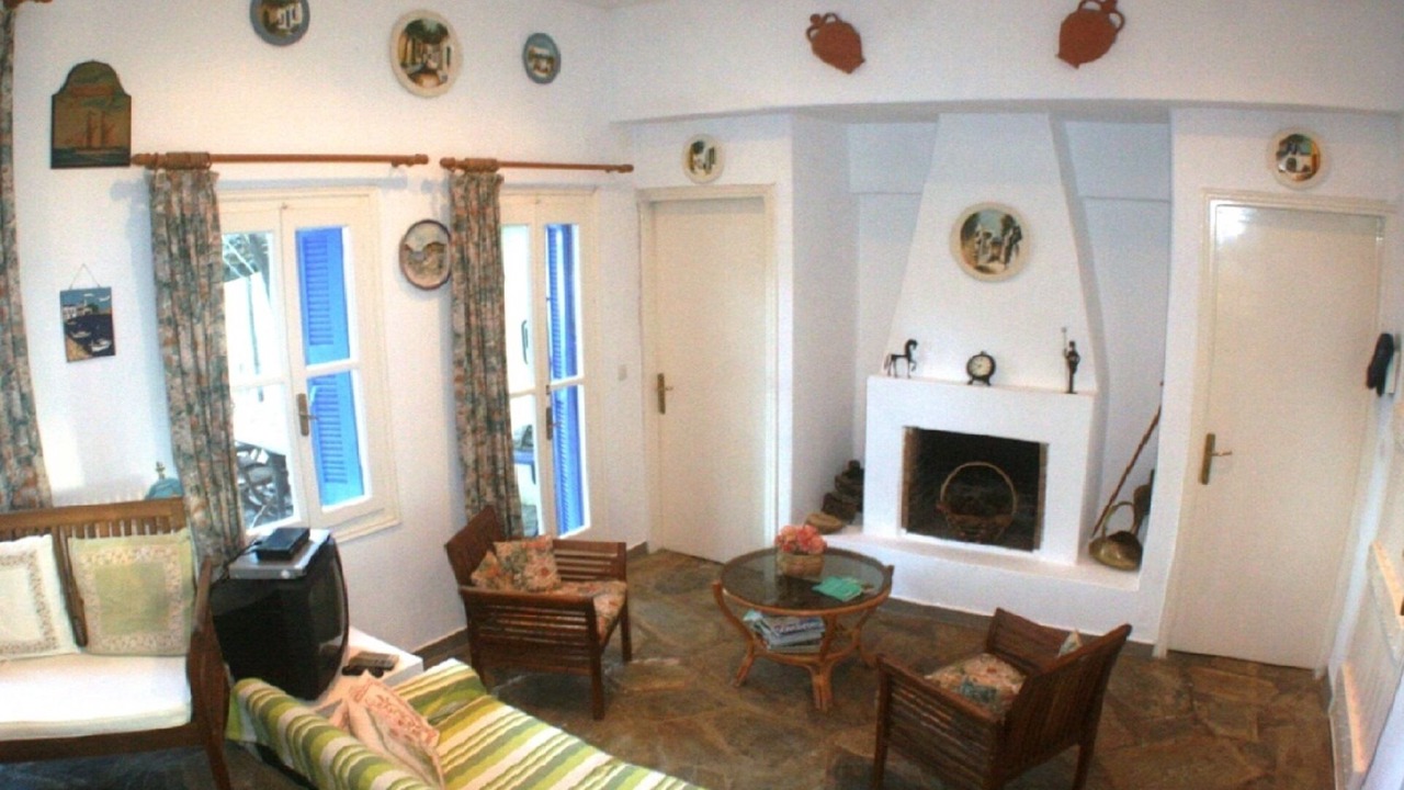 Photo of Livingroom in Katsarou