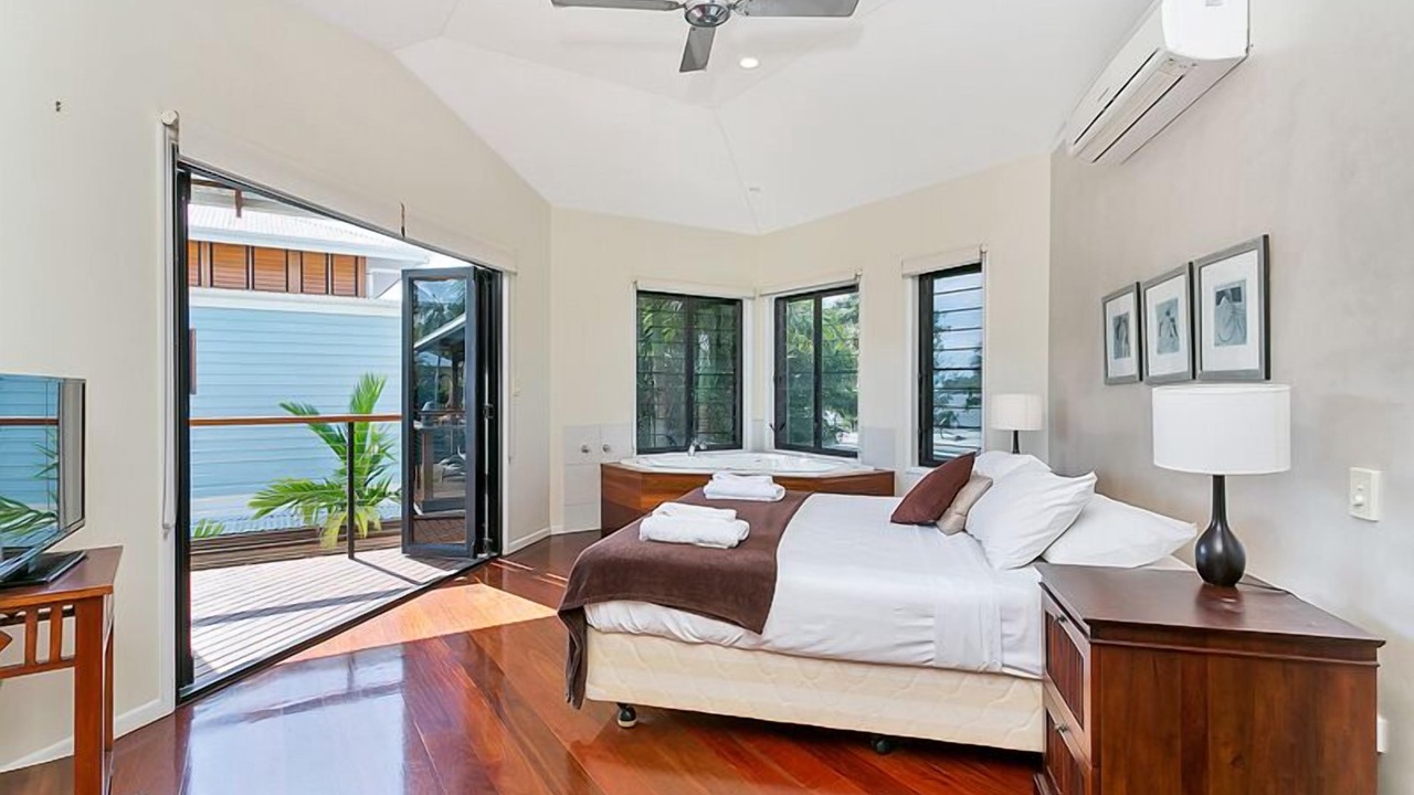 Photo of Bedroom in Clifton Beach