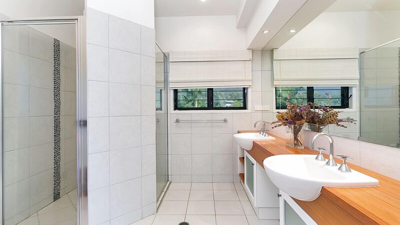 Photo of Bathroom in Clifton Beach