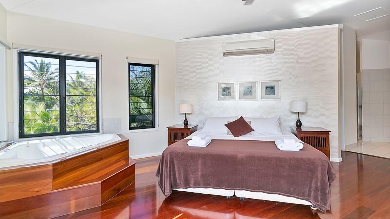 Photo of Bedroom in Clifton Beach
